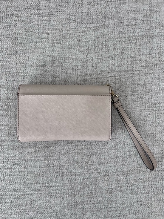 Henri Bendel Folding Wristlet - Picture 6 of 6